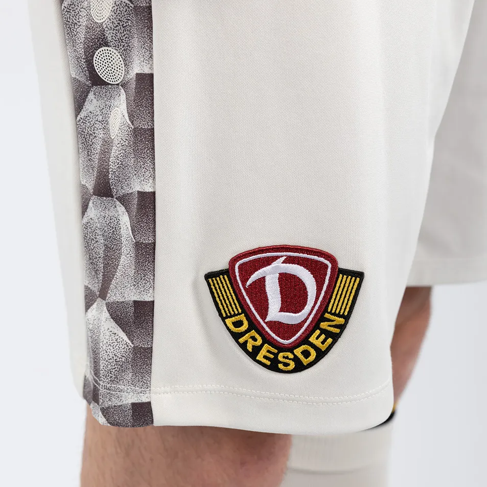 Dynamo Dresden Short Away