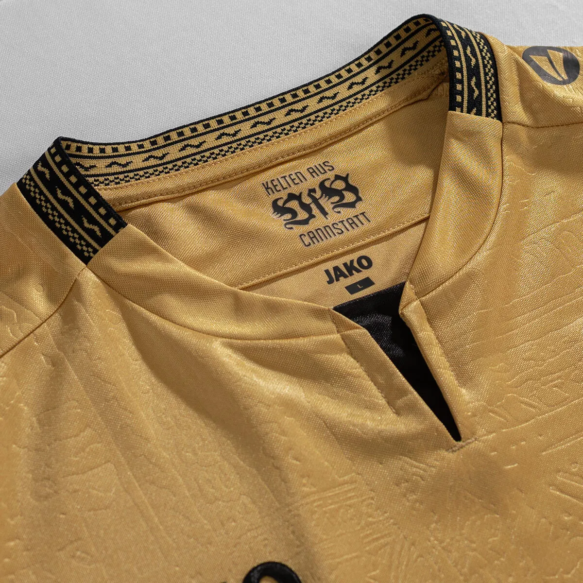 VfB Trikot Ausweich